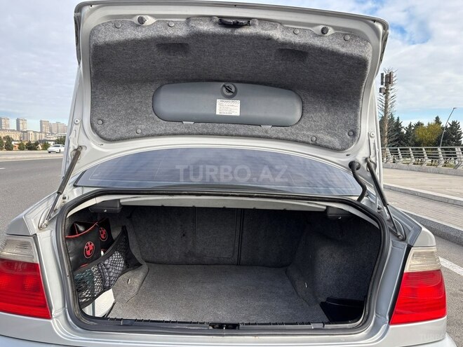 BMW 320 2001, 410,000 km - 2.2 l - Bakı