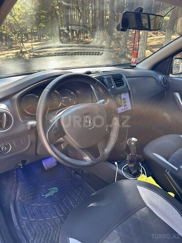 Renault Sandero 2015, 244,000 km - 1.6 l - Sumqayıt