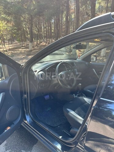 Renault Sandero 2015, 244,000 km - 1.6 l - Sumqayıt