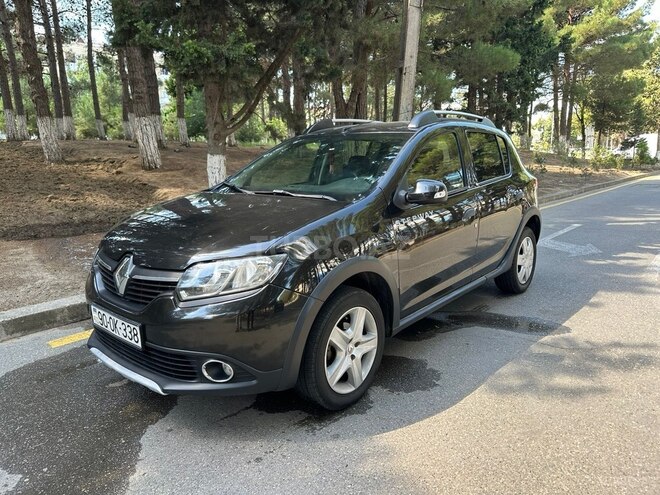 Renault Sandero 2015, 244,000 km - 1.6 l - Sumqayıt