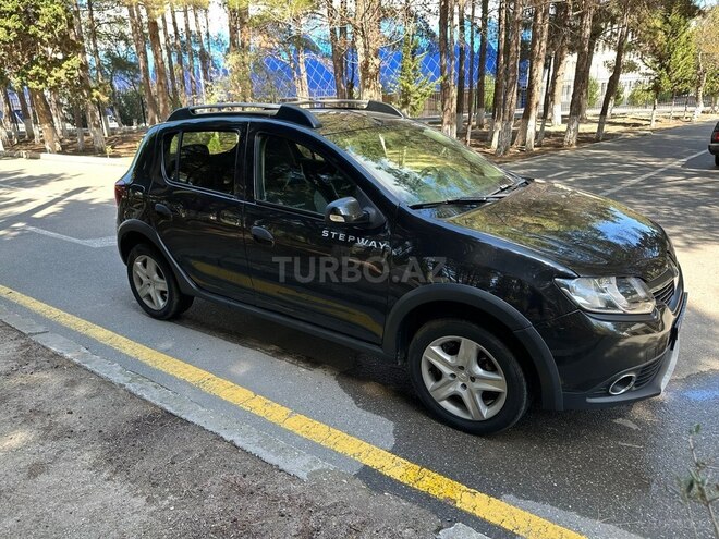 Renault Sandero 2015, 244,000 km - 1.6 l - Sumqayıt