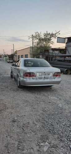 Mercedes E 240 1998, 355,780 km - 2.4 l - Kürdəmir