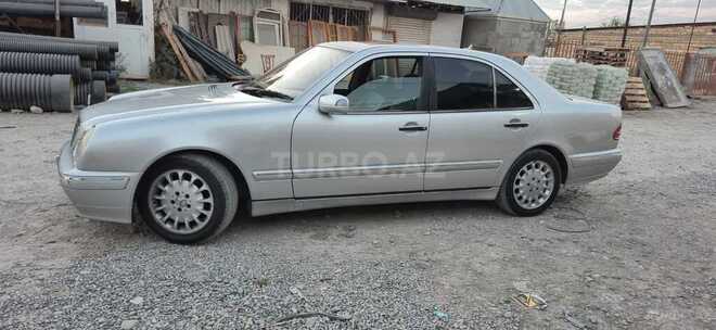 Mercedes E 240 1998, 355,780 km - 2.4 l - Kürdəmir