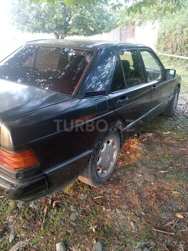 Mercedes 190 1992, 500,000 km - 1.8 л - Qəbələ