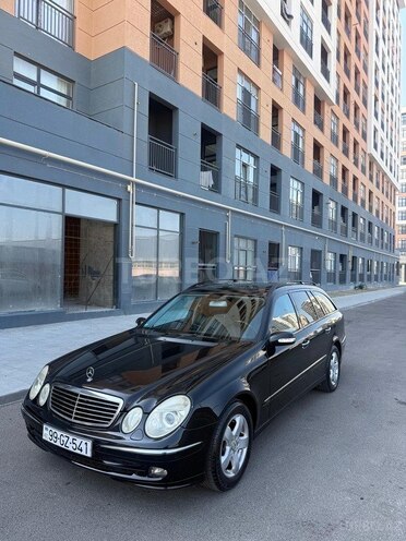 Mercedes E 200 2005, 233,000 km - 1.8 л - Sumqayıt