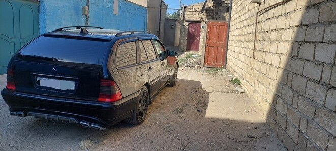 Mercedes C 200 2000, 483,076 km - 2.0 l - Sumqayıt