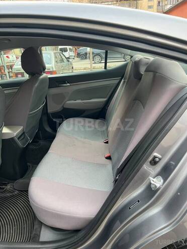 Hyundai Elantra 2018, 160,716 km - 2.0 l - Bakı