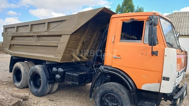 KamAz 55111 1986, 200,000 km - 11.0 l - İsmayıllı