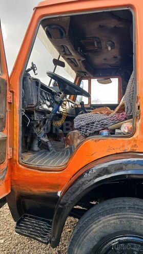 KamAz 55111 1986, 200,000 km - 11.0 l - İsmayıllı
