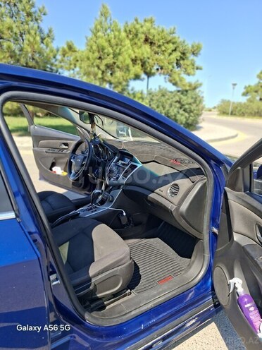 Chevrolet Cruze 2012, 329,000 km - 1.4 л - Bakı