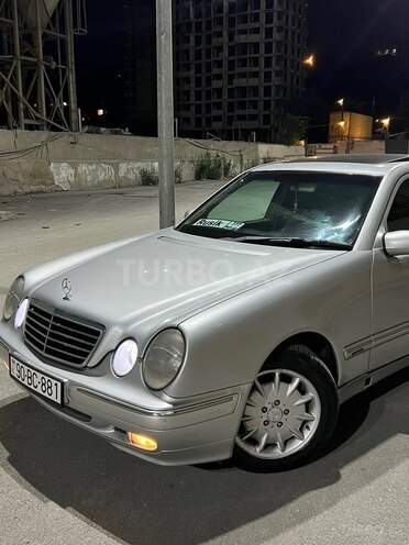 Mercedes E 240 1999, 229,000 km - 2.4 л - Bakı