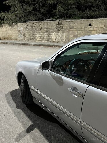 Mercedes E 240 1999, 229,000 km - 2.4 л - Bakı