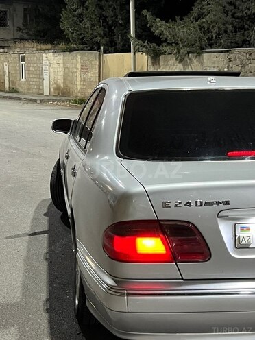 Mercedes E 240 1999, 229,000 km - 2.4 л - Bakı