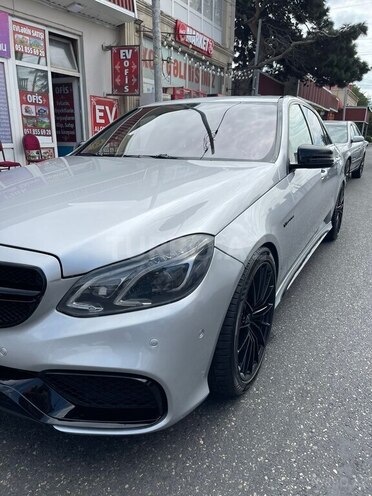 Mercedes E 300 2011, 288,800 km - 3.5 l - Bakı