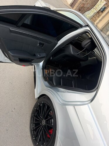 Mercedes E 300 2011, 288,800 km - 3.5 l - Bakı