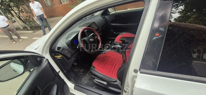 Hyundai i30 2009, 254,854 km - 1.6 л - Qazax
