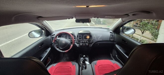 Hyundai i30 2009, 254,854 km - 1.6 л - Qazax