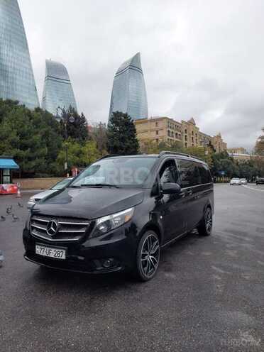 Mercedes V 250 2018, 331,000 km - 2.0 l - Bakı