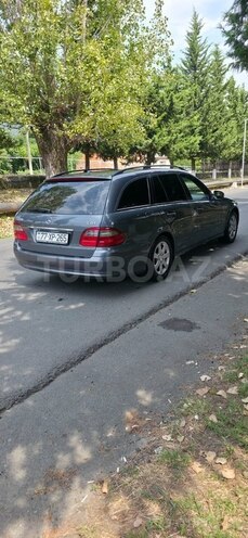 Mercedes E 220 2006, 283,000 km - 2.2 l - Zaqatala