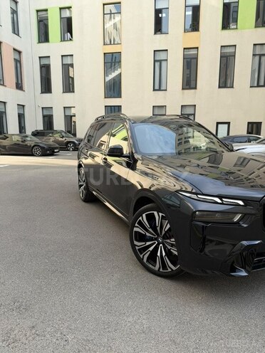 BMW X7 2024, 24,560 km - 3.0 l - Bakı