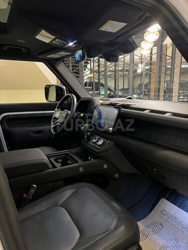 Land Rover Defender 2023, 50,000 km - 3.0 l - Bakı