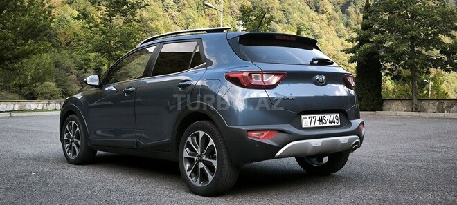 Kia Stonic 2017, 190,000 km - 1.6 l - Bakı