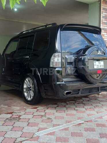 Mitsubishi Pajero 2007, 225,960 km - 3.0 l - Qazax