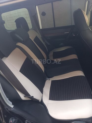 Mitsubishi Pajero 2007, 225,960 km - 3.0 l - Qazax