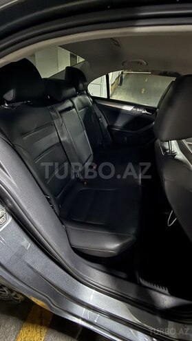 Volkswagen Jetta 2017, 110,000 km - 1.4 l - Bakı