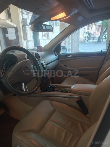 Mercedes GL 450 4MATIC 2008, 198,400 km - 4.7 l - Bakı