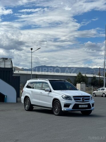 Mercedes GL 500 4MATIC 2014, 145,000 km - 4.7 l - Gəncə