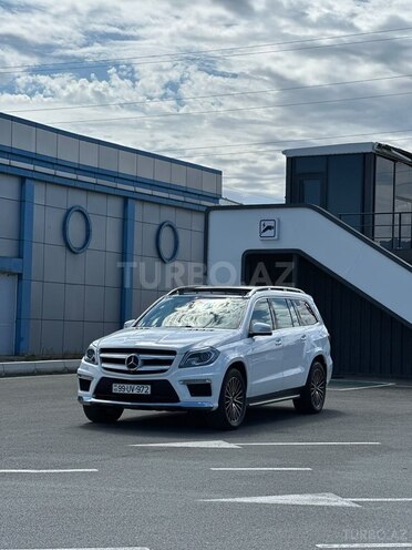 Mercedes GL 500 4MATIC 2014, 145,000 km - 4.7 l - Gəncə