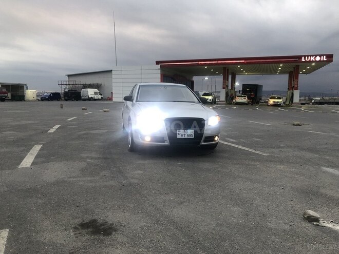 Audi A4 2006, 233,355 km - 2.0 l - Bakı