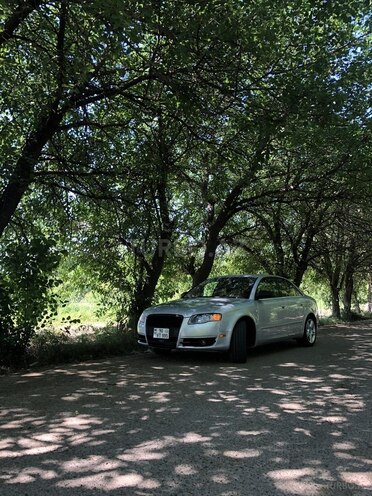 Audi A4 2006, 233,355 km - 2.0 l - Bakı