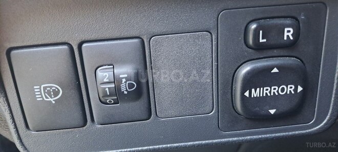 Toyota Corolla 2009, 287,000 km - 1.6 l - Bakı