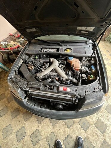 Audi A6 allroad 2002, 236,000 km - 2.7 l - Bakı