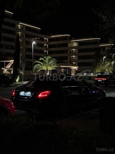 Mercedes C 300 2018, 93,500 km - 2.0 l - Bakı