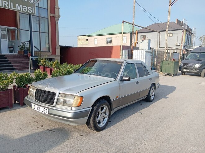 Mercedes 300 D 1992, 458,256 km - 3.0 л - Bakı
