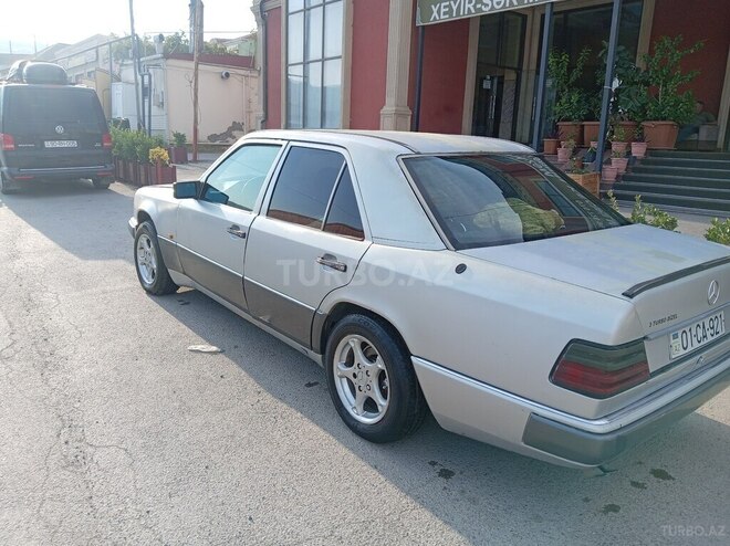 Mercedes 300 D 1992, 458,256 km - 3.0 л - Bakı