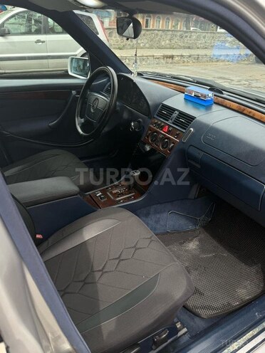 Mercedes C 240 1998, 414,292 km - 2.4 l - Şəki