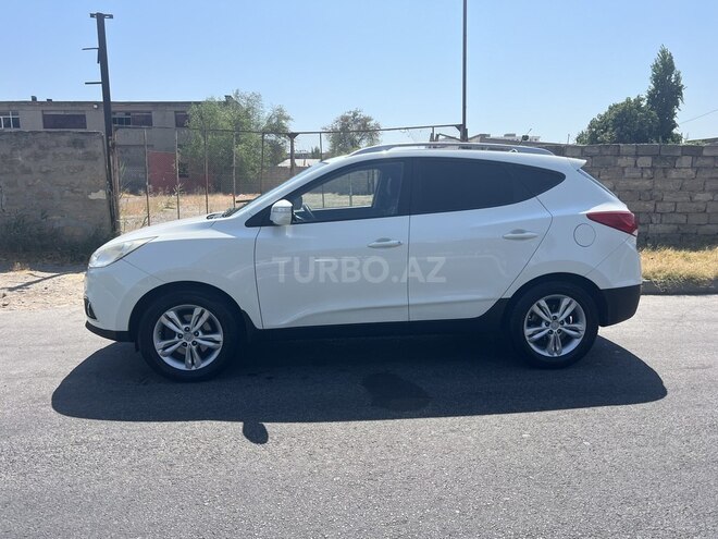 Hyundai ix35 2010, 197,000 km - 2.0 л - Bakı