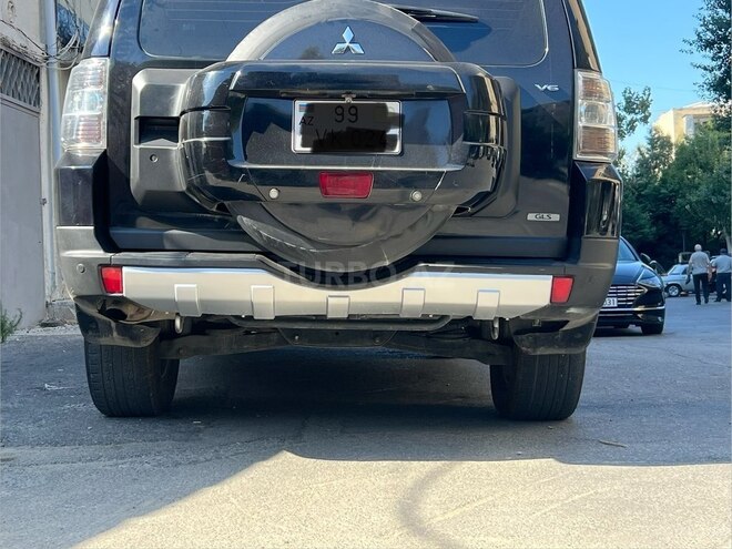 Mitsubishi Pajero 2007, 286,000 km - 3.0 l - Bakı