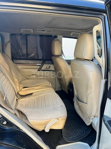Mitsubishi Pajero 2007, 286,000 km - 3.0 l - Bakı