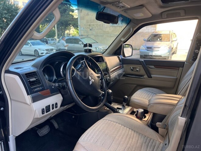Mitsubishi Pajero 2007, 286,000 km - 3.0 l - Bakı