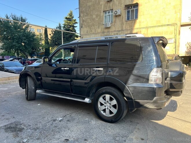 Mitsubishi Pajero 2007, 286,000 km - 3.0 l - Bakı