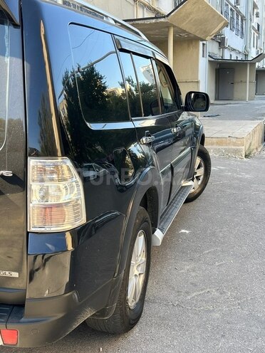 Mitsubishi Pajero 2007, 286,000 km - 3.0 l - Bakı