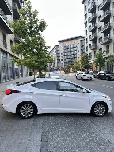 Hyundai Avante 2014, 230,000 km - 1.6 l - Bakı