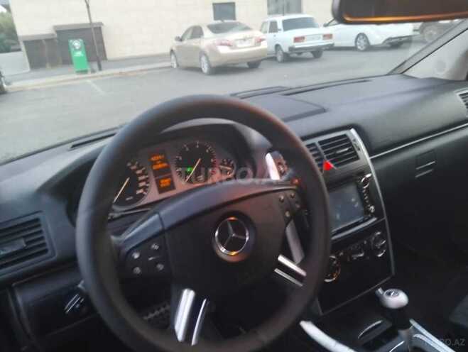 Mercedes B 170 2008, 225,000 km - 1.7 л - Quba