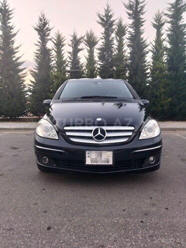 Mercedes B 170 2008, 225,000 km - 1.7 л - Quba