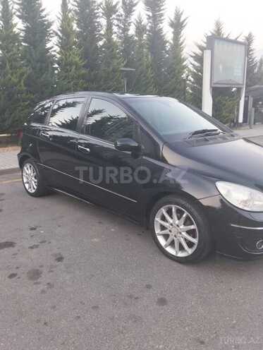 Mercedes B 170 2008, 225,000 km - 1.7 л - Quba